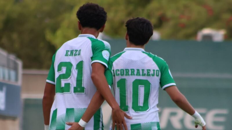 4-0: El Betis Deportivo vence al Linares al ritmo de Corralejo y Enzo